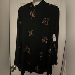 Lane Bryant long sleeve swing knit top. NWT, size 14/16